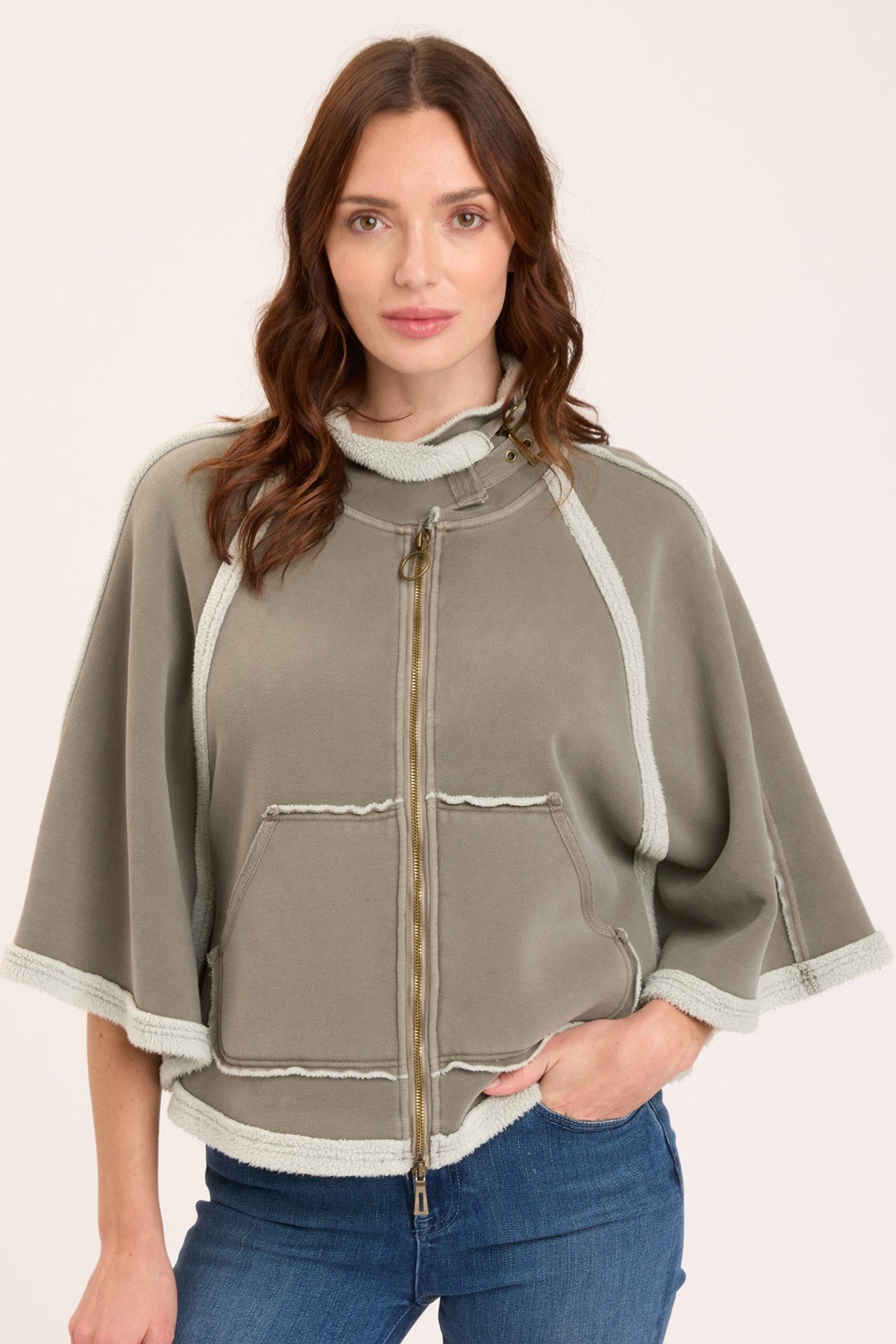 XCVI Dorval Poncho 