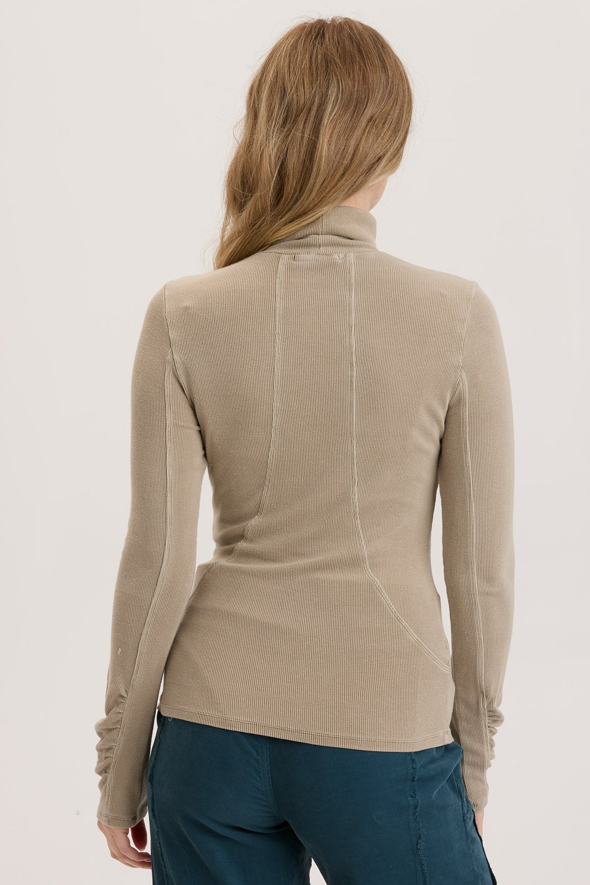 Wearables Rib Sorren Turtleneck 