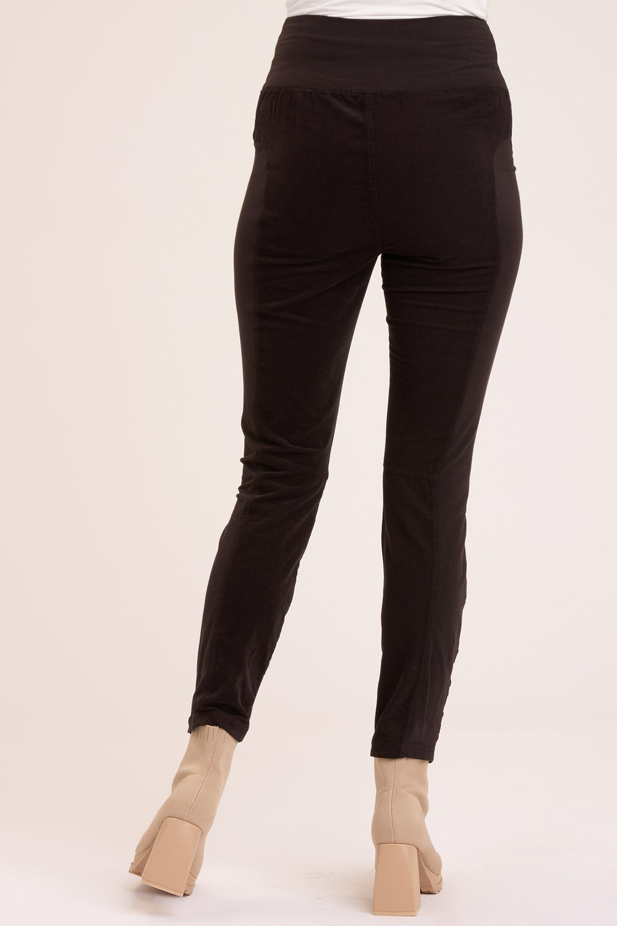 Core by Wearables Cord Penny Legging 