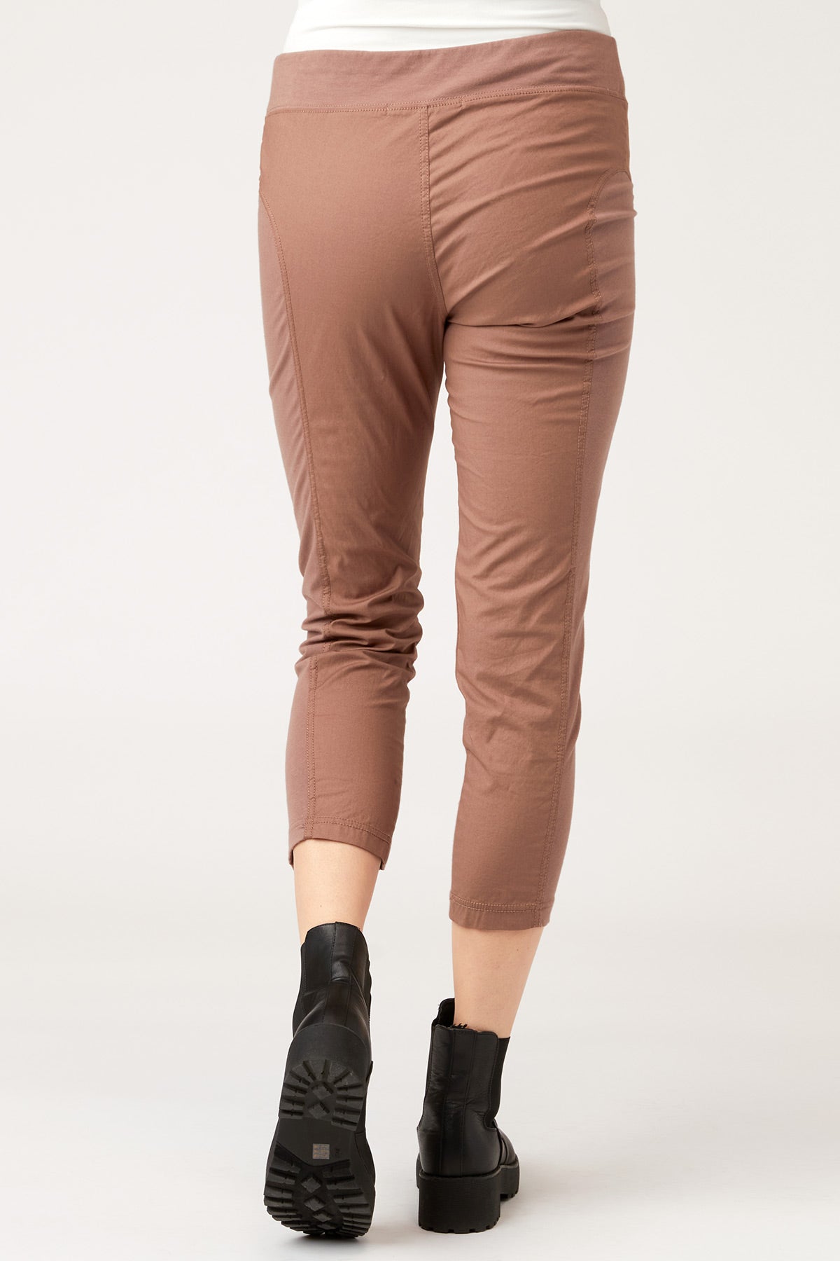 Wearables Jetter Crop Legging 